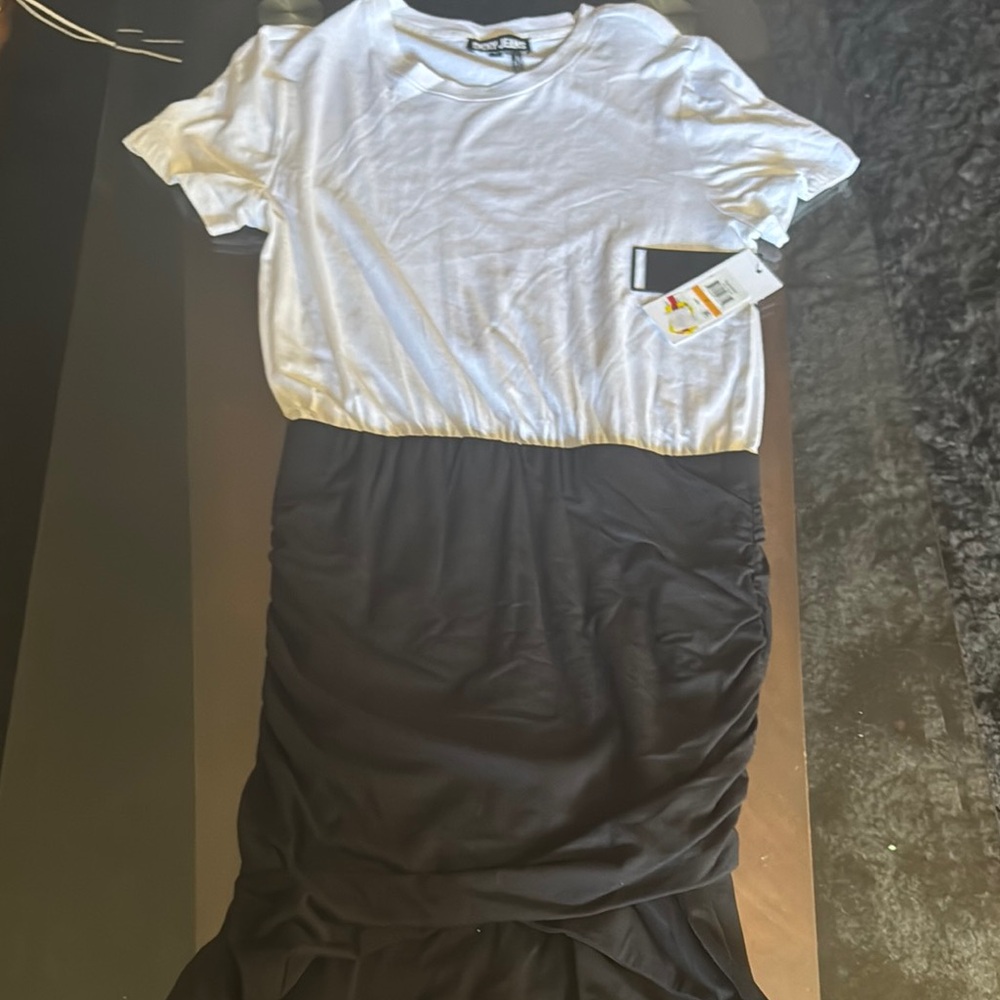 White and Black Short Sleeve Dress